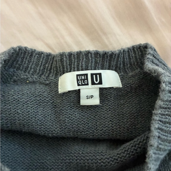 Uniqlo U Baggy sweater - Picture 4 of 5